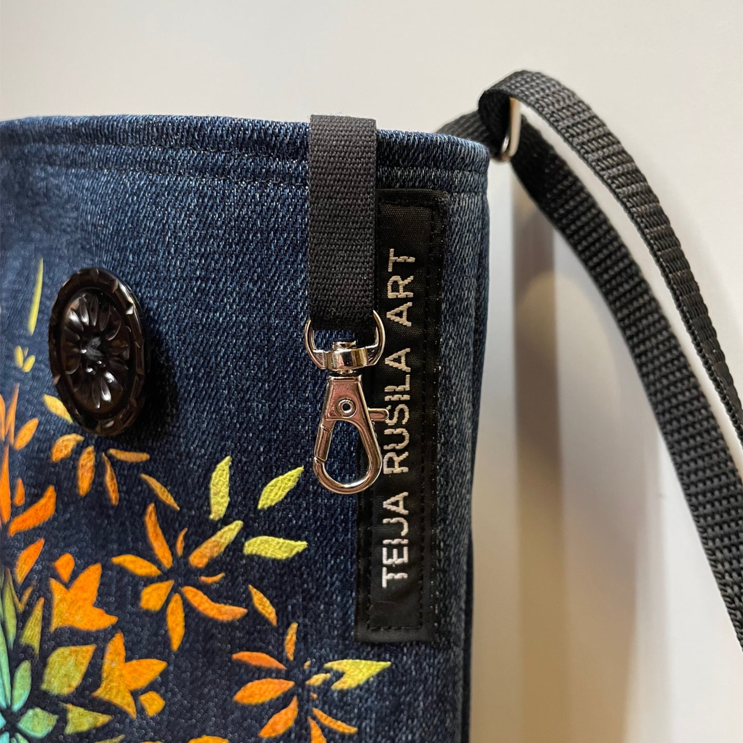 Teija Rusila Art | HANDM | Kimarabag