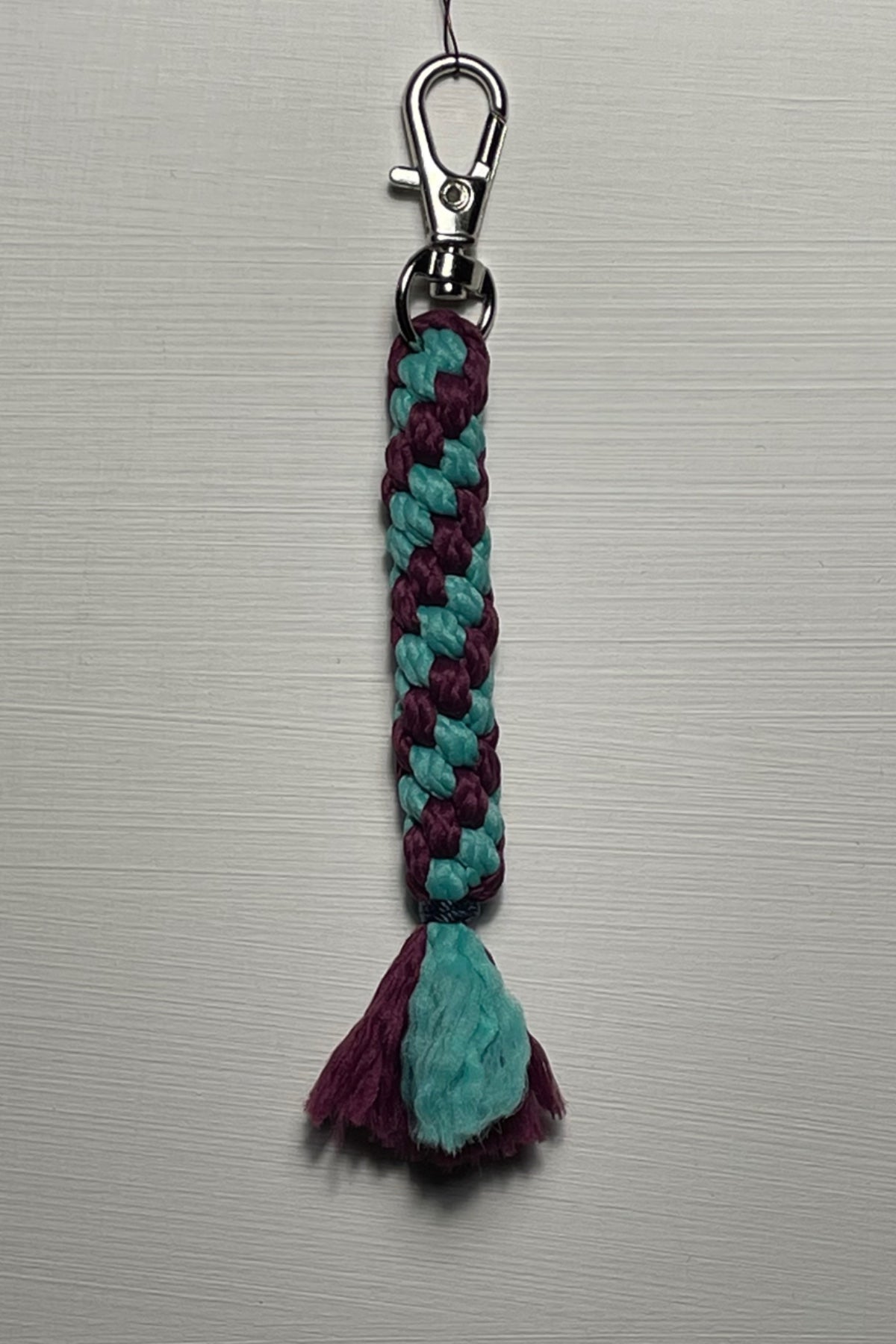 Teija Rusila Art | HAND | Punottu avaimenperä