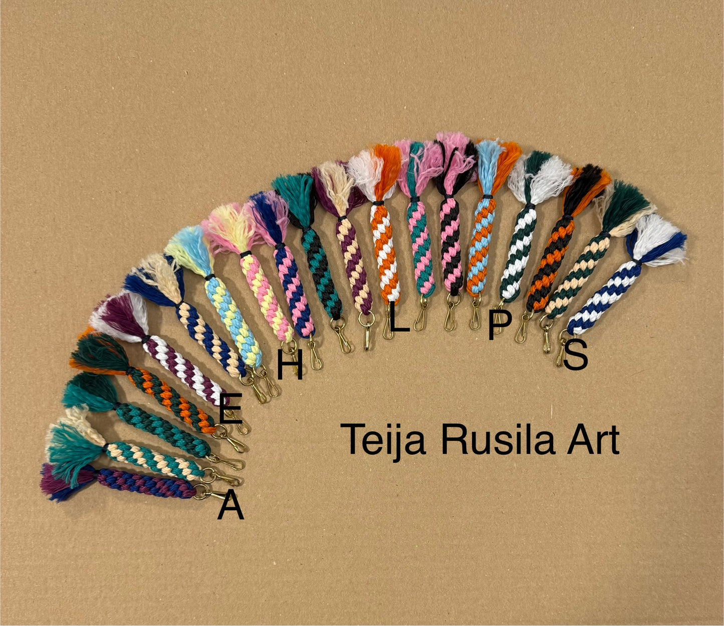 Teija Rusila Art | Punottu avaimenperä | Eri vaihtoehdot | 🇫🇮